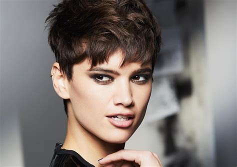 coupe courte femme rock and roll|rock and rolls coupe + coiffure